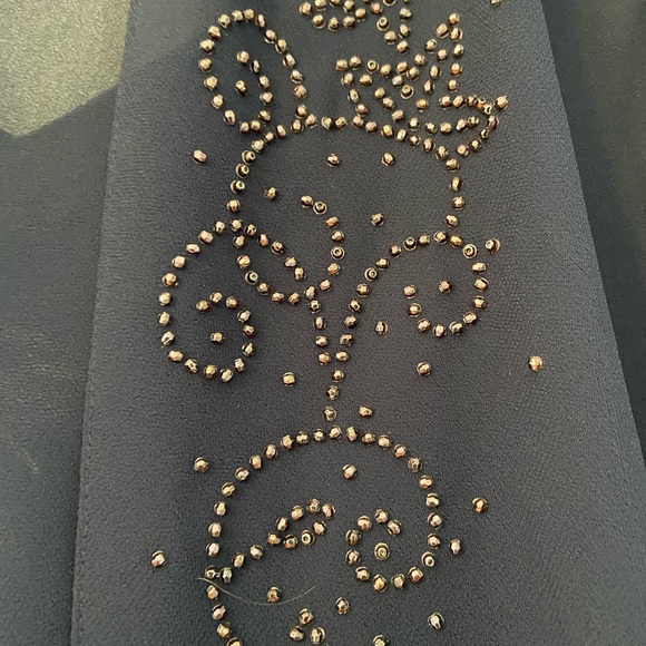 Navy beaded formal dress with matching hand bag. Like new, worn once to event. - Picture 4 of 8